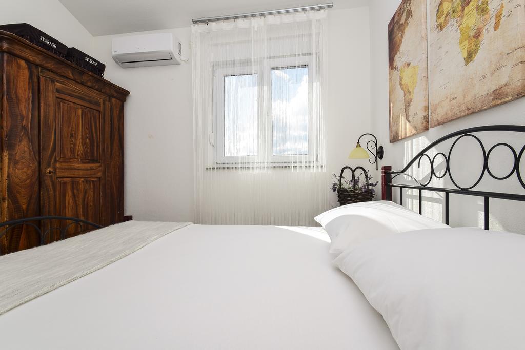 Mary Rose Appartement Vodice Buitenkant foto